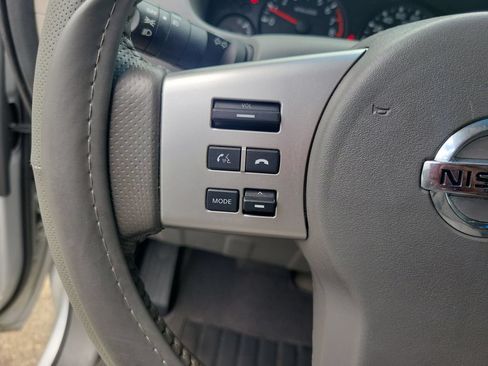 Used 2017 Nissan Frontier SV w/ SV Value Truck Package RWD image 21