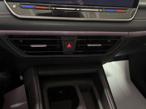 New 2026 Volkswagen Tiguan SE image 21