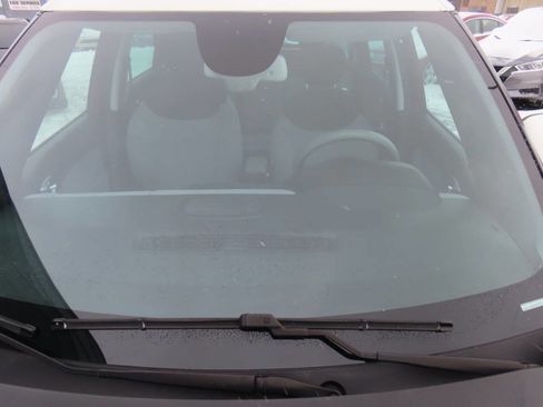 Used 2014 FIAT 500L Easy w/ Popular Equipment Group image 33