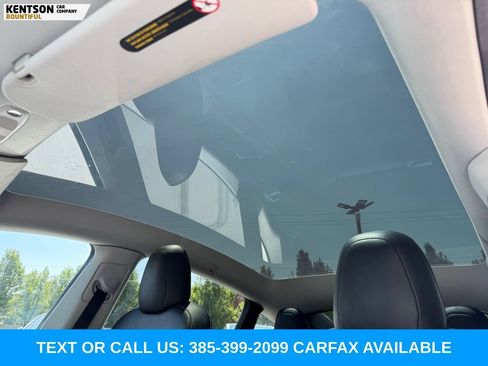 Used 2022 Tesla Model Y Performance AWD/4WD image 25