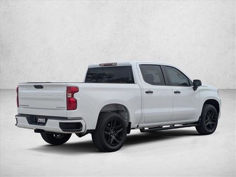 Used 2024 Chevrolet Silverado 1500 Custom image 5