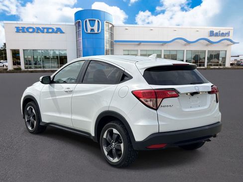 Used 2018 Honda HR-V EX image 3