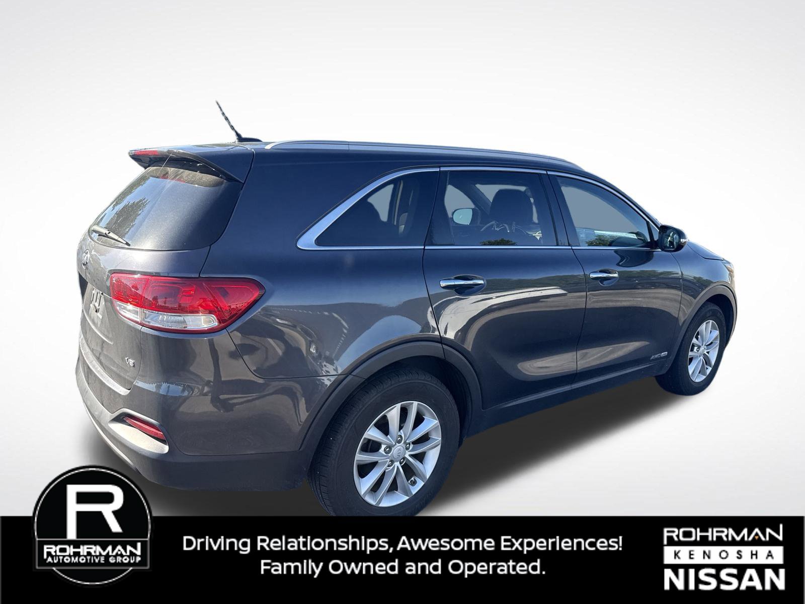 Used 2017 Kia Sorento AWD image 5