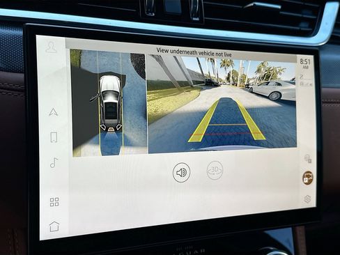 Used 2021 Jaguar F-PACE SVR image 15