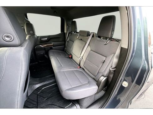 Used 2019 Chevrolet Silverado 1500 RST image 19