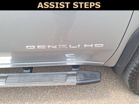 Certified 2025 GMC Sierra 3500 Denali w/ Denali Reserve Package image 35