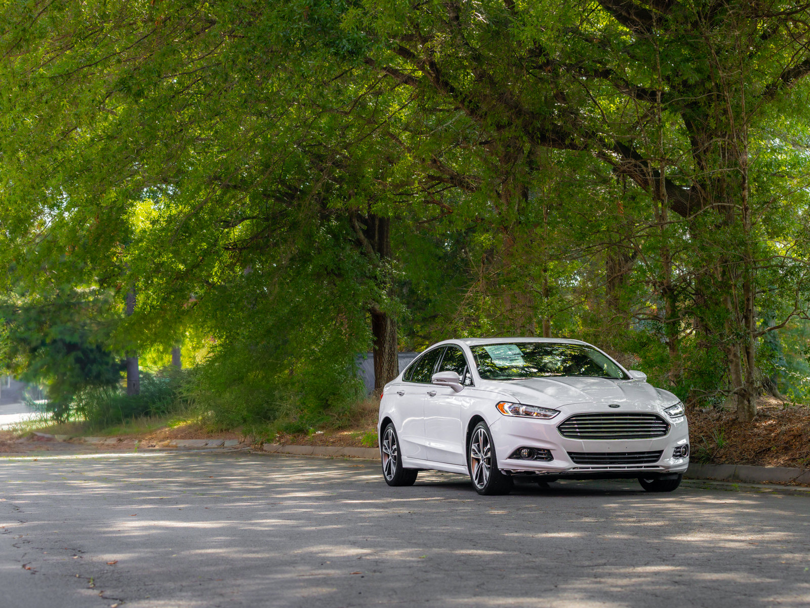 Used 2020 Ford Fusion Titanium FWD image 36