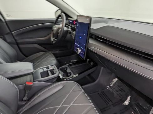 Certified 2025 Ford Mustang Mach-E Select w/ Comfort Package Lite AWD/4WD image 37
