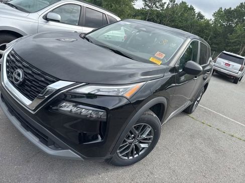 Used 2023 Nissan Rogue S FWD image 3