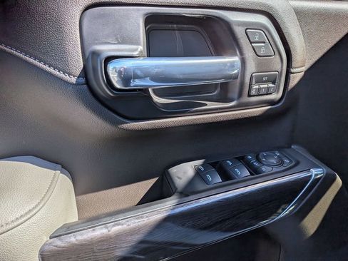 Certified 2022 Chevrolet Silverado 2500 LTZ w/ LTZ Premium Package image 11