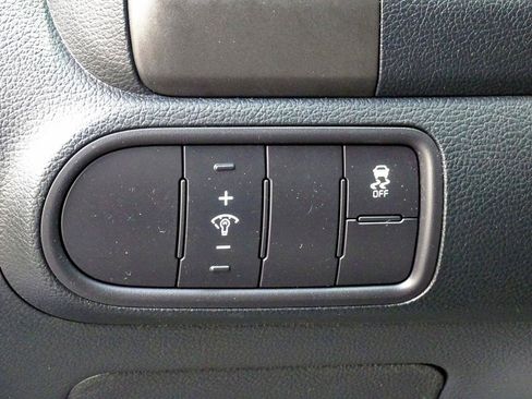 Used 2017 Kia Forte LX FWD image 21