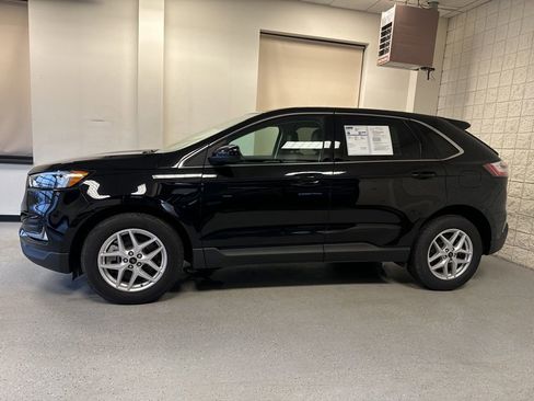 Used 2024 Ford Edge SEL w/ Convenience Package AWD/4WD image 39