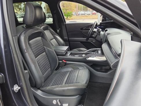 Used 2024 Lincoln Nautilus Reserve w/ Equipment Group 202A image 21