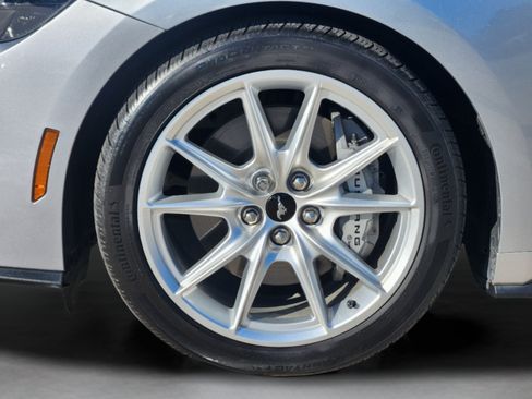 Used 2025 Ford Mustang GT Premium RWD image 36