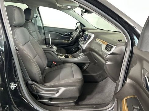 Used 2023 GMC Acadia SLE w/ Driver Convenience Package image 29