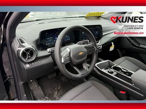 New 2026 Chevrolet Equinox LT w/ LPO, Floor Liner Package image 23