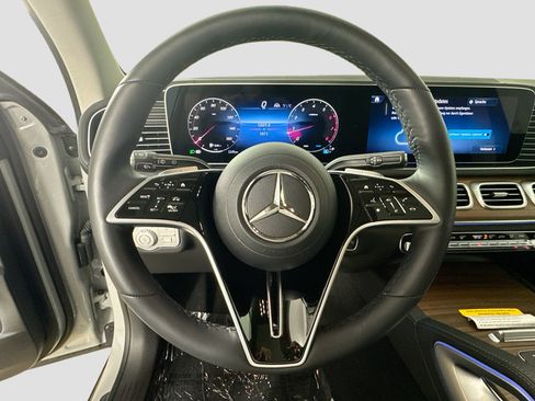 Certified 2026 Mercedes-Benz GLS 450 4MATIC image 11