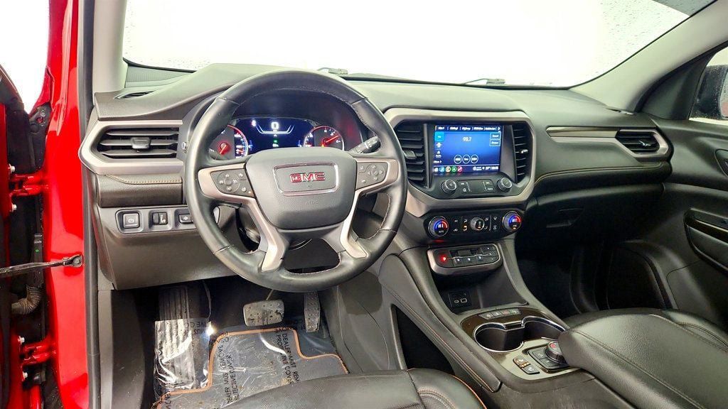 Used 2023 GMC Acadia AT4 w/ Technology Package AWD/4WD image 13