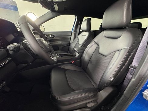 New 2026 Jeep Compass Latitude image 16