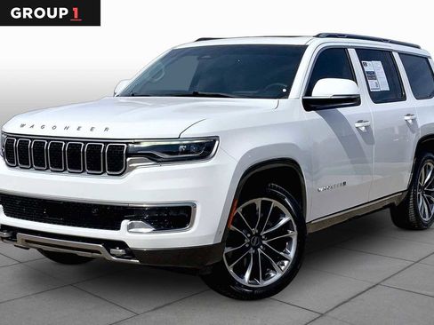 Used 2022 Jeep Wagoneer Series III w/ Premium Group I RWD image 1