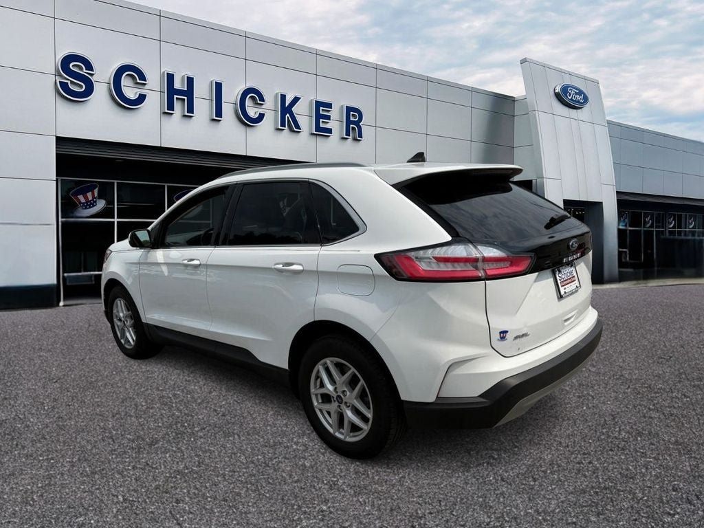 Used 2022 Ford Edge SEL w/ Convenience Package AWD/4WD image 3