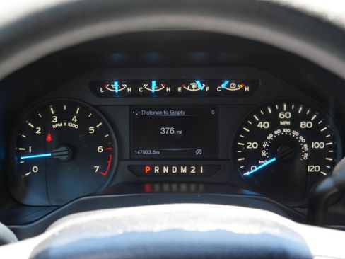 Used 2015 Ford F150 XL w/ Equipment Group 101A Mid AWD/4WD image 21