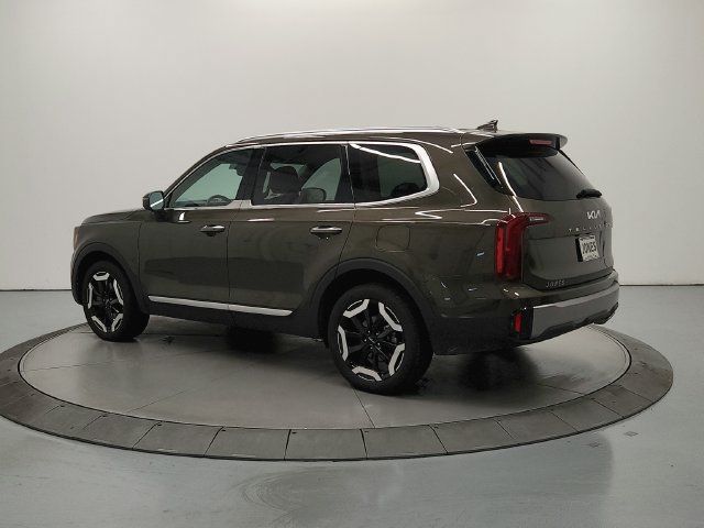 Used 2025 Kia Telluride S FWD image 6