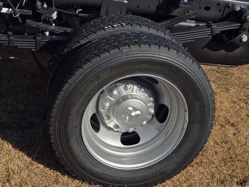 New 2026 RAM 5500 Tradesman w/ Chrome Appearance Group image 8