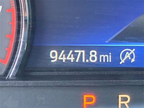 Used 2021 Ford Explorer XLT w/ Equipment Group 202A image 25