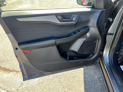 Used 2023 Ford Escape Active AWD/4WD image 13