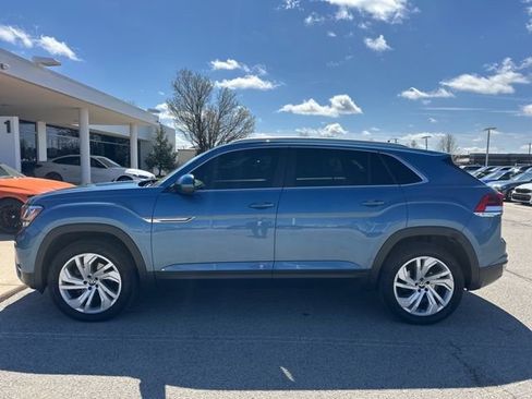 Used 2020 Volkswagen Atlas Cross Sport SEL image 11