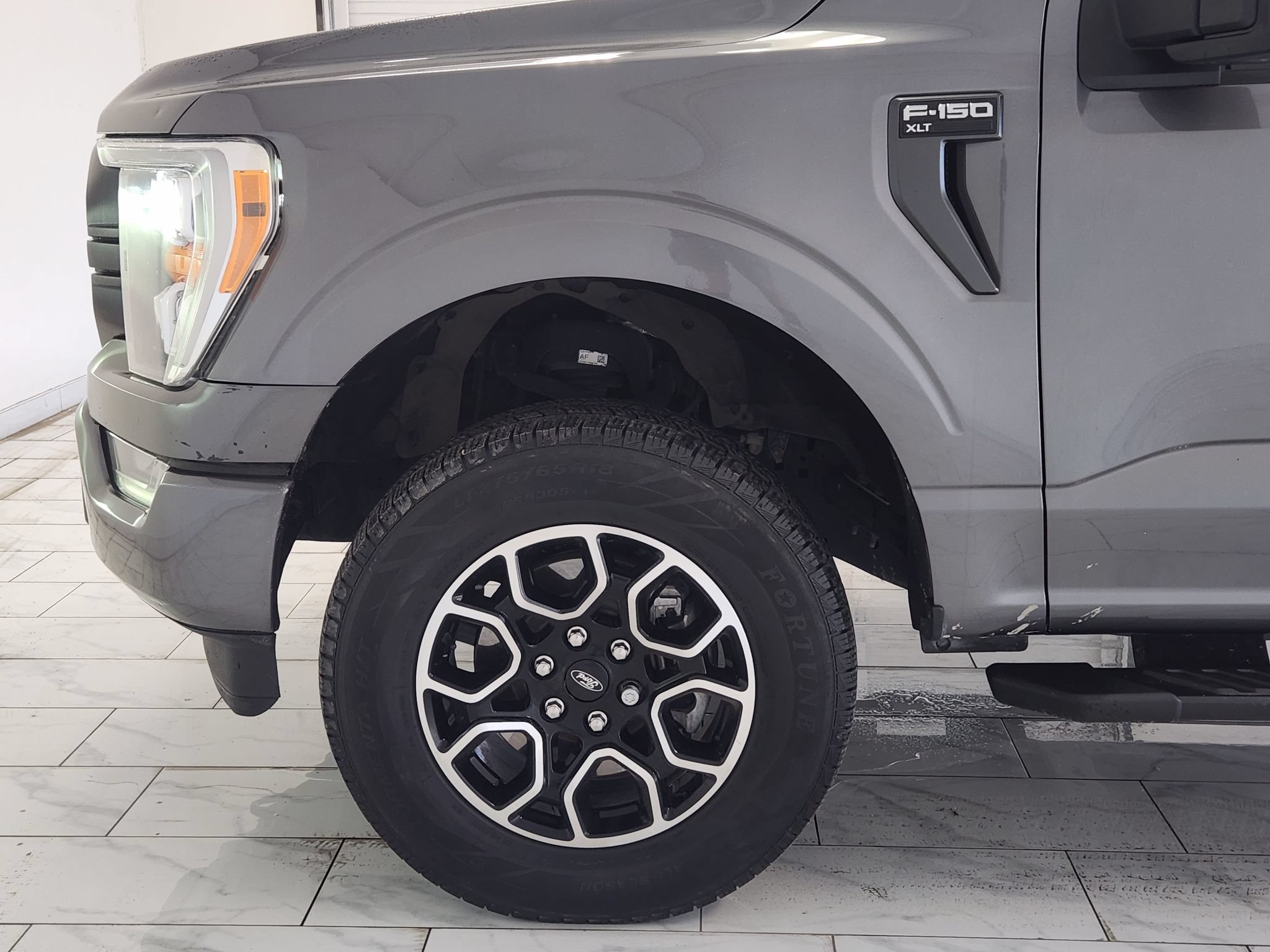 Used 2022 Ford F150 XLT w/ Equipment Group 302A High AWD/4WD image 8