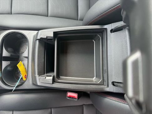 Used 2026 Chevrolet Colorado Z71 w/ Technology Package image 38