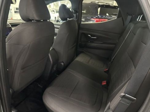 Used 2023 Hyundai Santa Cruz SEL Premium AWD/4WD image 18