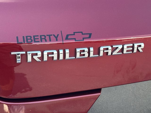 Used 2025 Chevrolet TrailBlazer LT w/ Driver Confidence Package FWD image 29