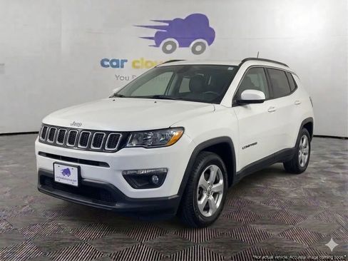 Used 2018 Jeep Compass Latitude w/ Popular Equipment Group AWD/4WD image 1