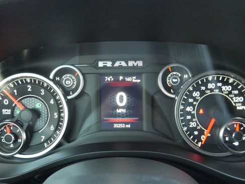 Used 2023 RAM 1500 Big Horn AWD/4WD image 14