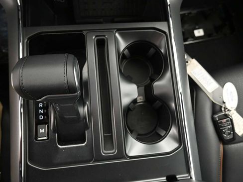 New 2025 Ford F150 Lariat w/ Equipment Group 502A High image 42