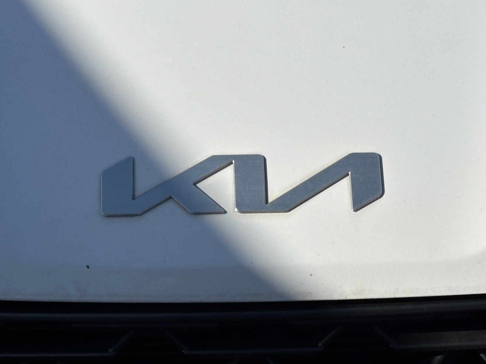 Used 2022 Kia K5 LXS FWD image 9