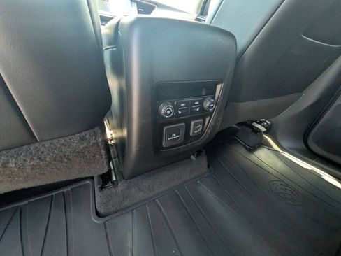 Used 2020 Buick Enclave Avenir w/ Avenir Technology Package AWD/4WD image 24