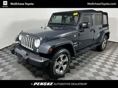 Used 2017 Jeep Wrangler Unlimited Sahara w/ Connectivity Group AWD/4WD image 1
