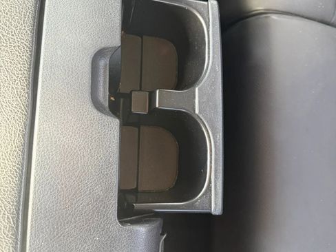 Used 2017 Toyota Tundra SR5 w/ SR5 Upgrade Package image 40