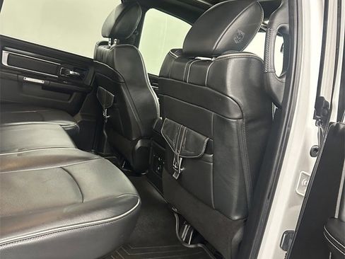 Used 2018 RAM 1500 Limited image 38