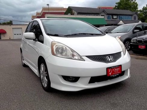 Used 2011 Honda Fit Sport image 4