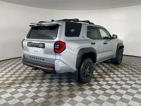 New 2026 Toyota 4Runner SR5 image 6