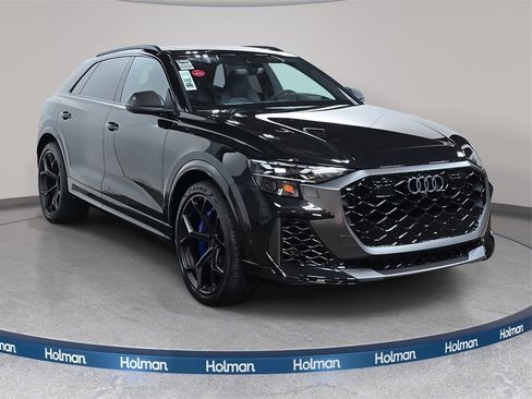 New 2026 Audi RS Q8 performance image 3