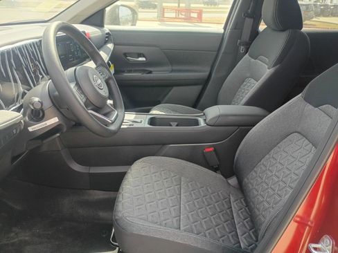 New 2026 Nissan Kicks SV image 20