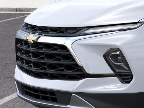 New 2025 Chevrolet Blazer LT w/ Driver Confidence Package image 15