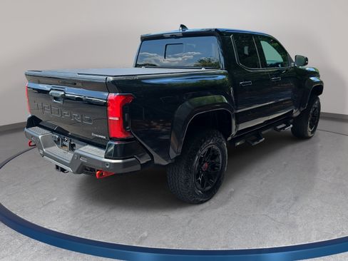 Used 2025 Toyota Tacoma TRD Pro AWD/4WD image 5