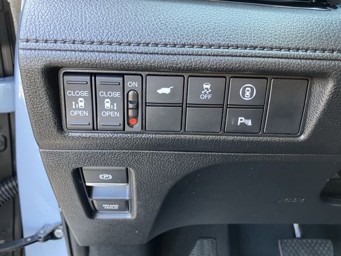 Certified 2024 Honda Odyssey Elite image 19